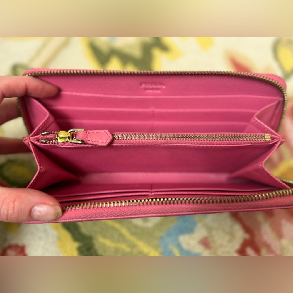 PRADA Saffiano Lux Leather Barbie Peonia Pink Continental Zip-Around Wallet - Picture 12 of 16
